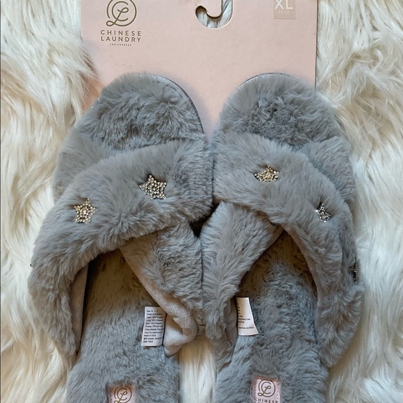 Chinese Laundry Slipper Slides - NWT - Size 11 - 12 - Sandals - Jeweled - Picture 6 of 11